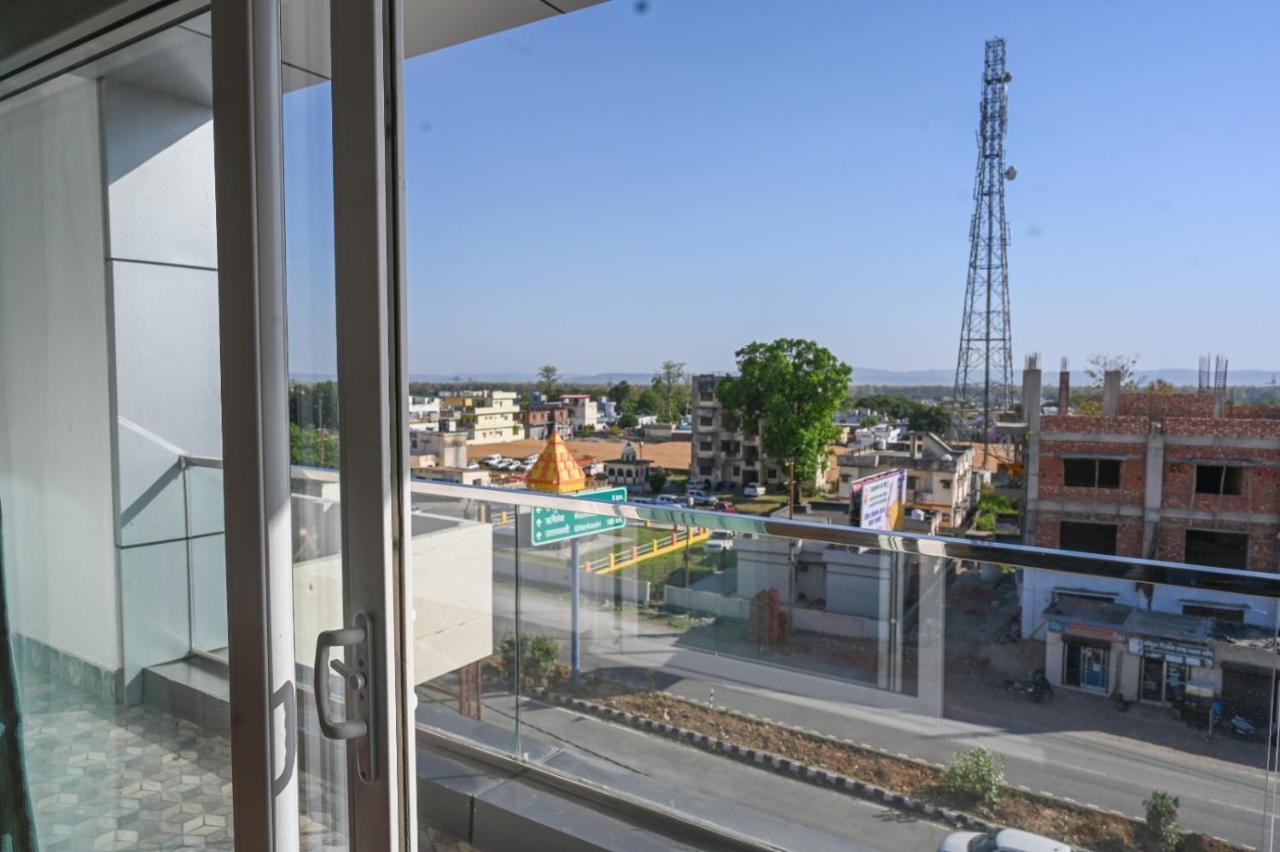 Hotel 7 Heaven Dehradun Eksteriør billede